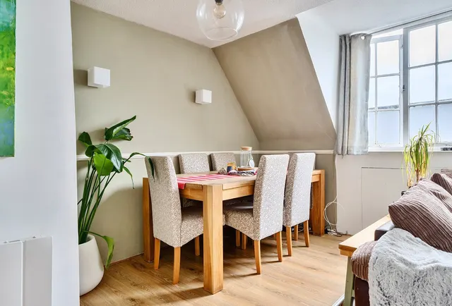 Photo 2 — Albermarle Row, Bristol, BS8 4LY