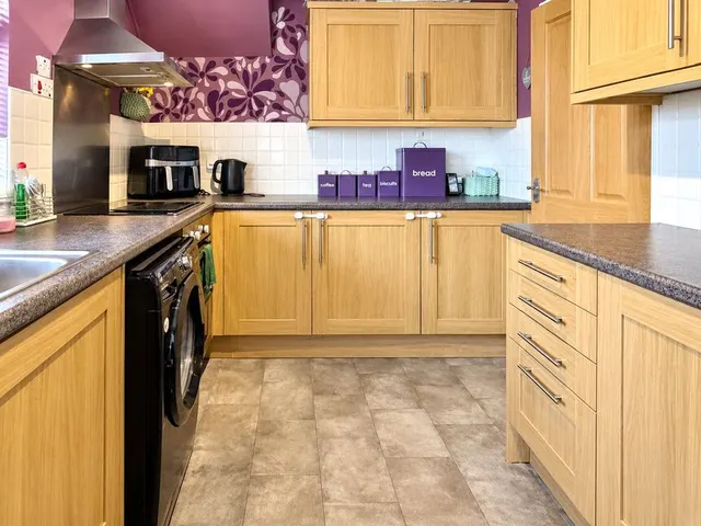 Photo 3 — Barnton Place, Dumfries, Dumfries and Galloway, DG1
