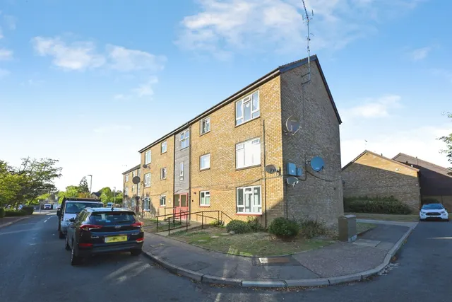 Groom Road, Broxbourne, EN10, photo 1