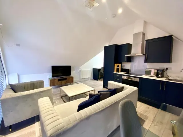Mustafa House, Camberley, GU15, photo 3