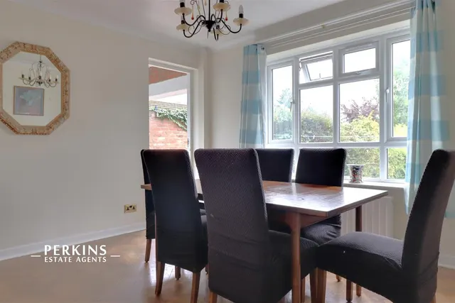 Kings Drive, Wembley, HA9, photo 3