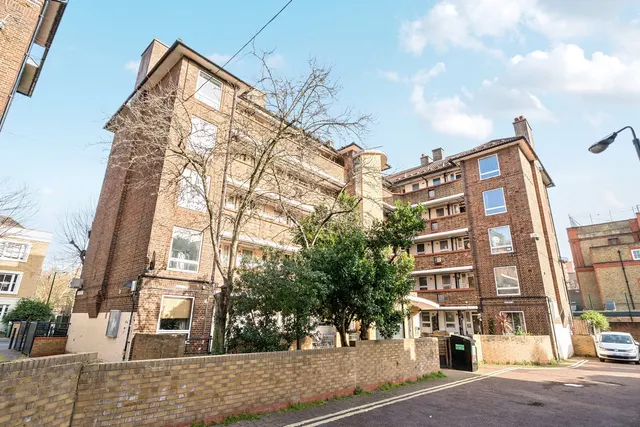 Morecambe Street, SE17, photo 1