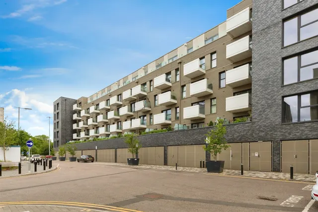 Park Place, Stevenage, photo 1