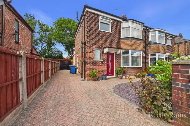 Lavington Avenue, Cheadle, SK8, photo 1