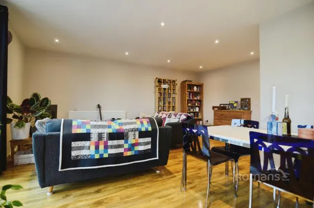 Queens Road, Farnborough, GU14, photo 3