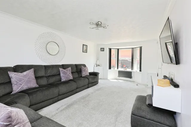 Photo 3 — Water Fir Drive, Harworth, Doncaster