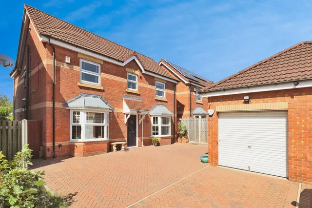 Photo 2 — Water Fir Drive, Harworth, Doncaster