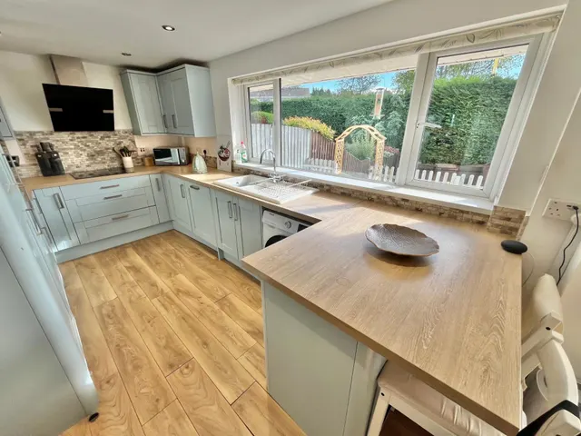 Mortimore Close, Saltash, PL12, photo 2