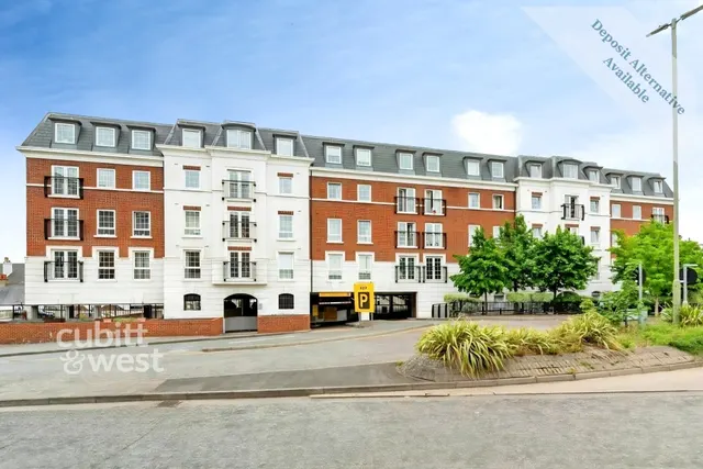 Station Approach, Epsom, KT19, photo 3
