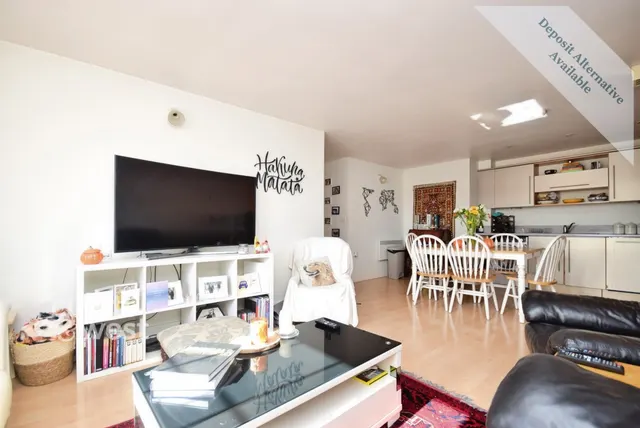 Station Approach, Epsom, KT19, photo 2
