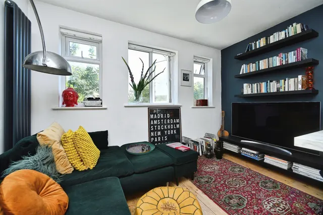 Photo 3 — Freshfield Road, Brighton