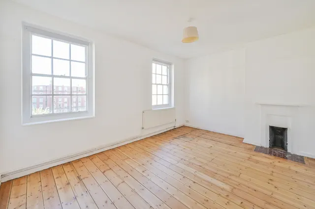 Flat E, 1 Ebury Bridge Road, London, photo 1