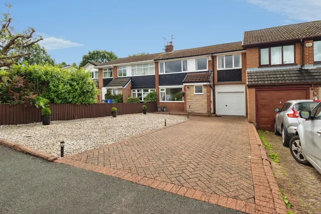 Photo 2 — St. Giles Drive, HYDE, Cheshire, SK14