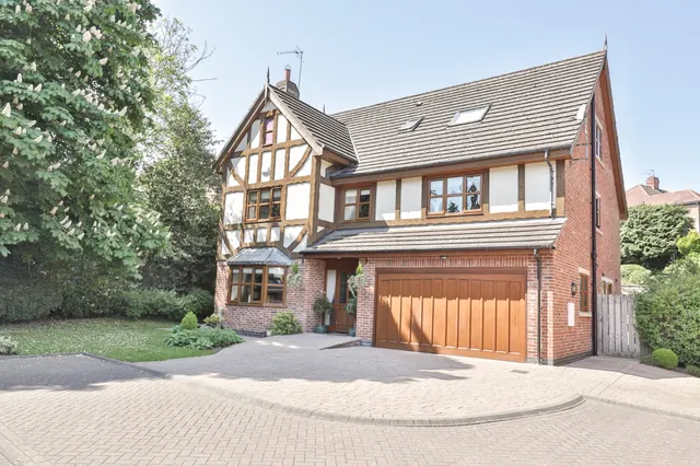 Lodge Gardens, Hessle, HU13, photo 1