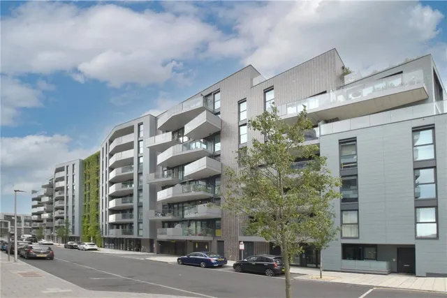 Hawthorne Crescent, Greenwich, SE10, photo 1
