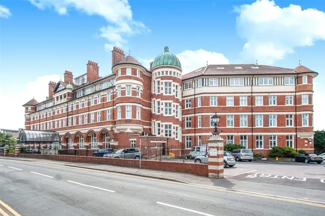 Burlington Mansions, BH5, photo 1