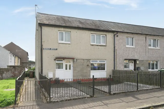 Earlsburn Avenue, FK7, photo 1