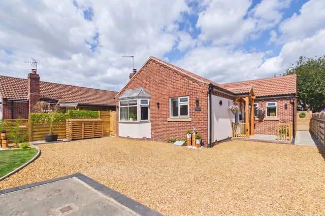 Elvington Park, Elvington, YO41, photo 1