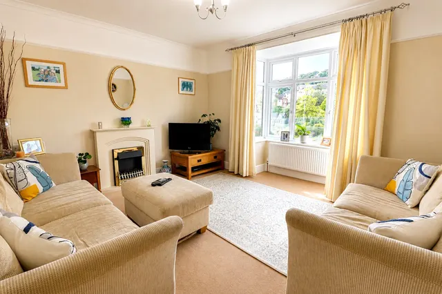 Bicclescombe Park Road, Ilfracombe, EX34, photo 3