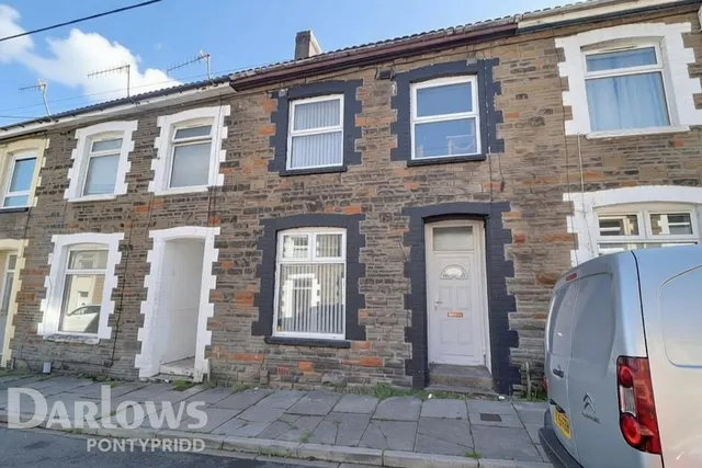 Leyshon Street, Pontypridd, photo 1