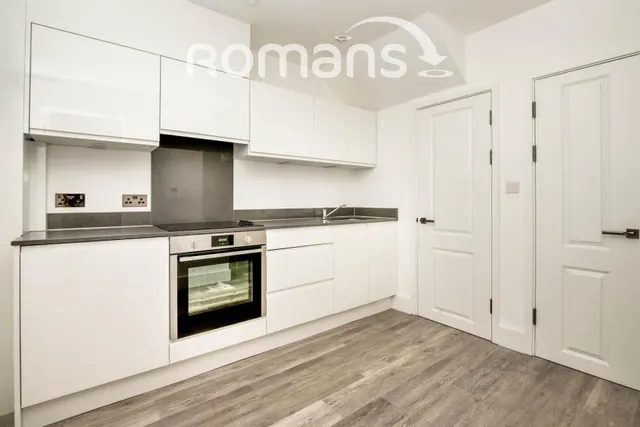 Lyon Way, Frimley, GU16, photo 1