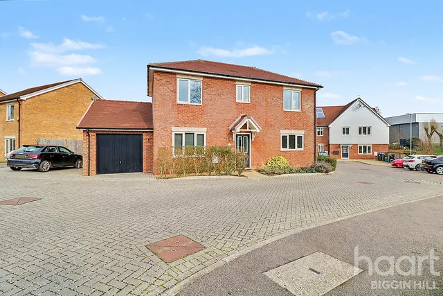 Vulcan Close, Biggin Hill, TN16, photo 2