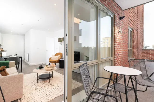 Photo 3 — Plot 464 Station Approach, Watford, WD19