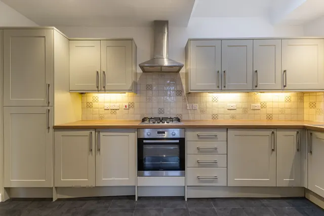 Photo 3 — Cavendish Place, Bath, BA1