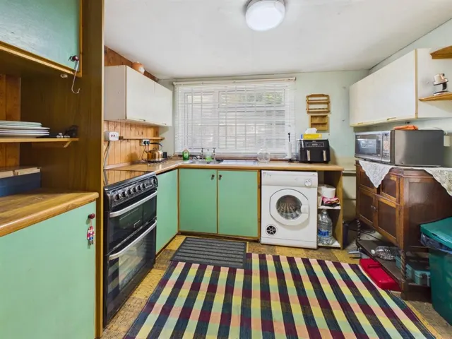 Painswick Road, Gloucester, photo 2