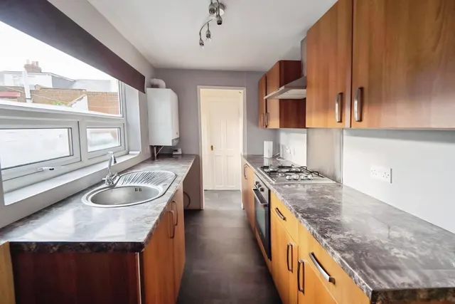 Stratfield Street, Pallion, SR4, photo 1
