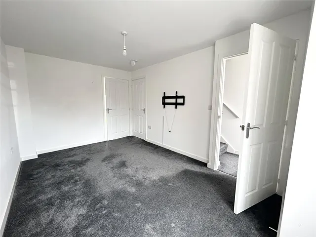 Tasker Way, Haverfordwest, SA61, photo 3