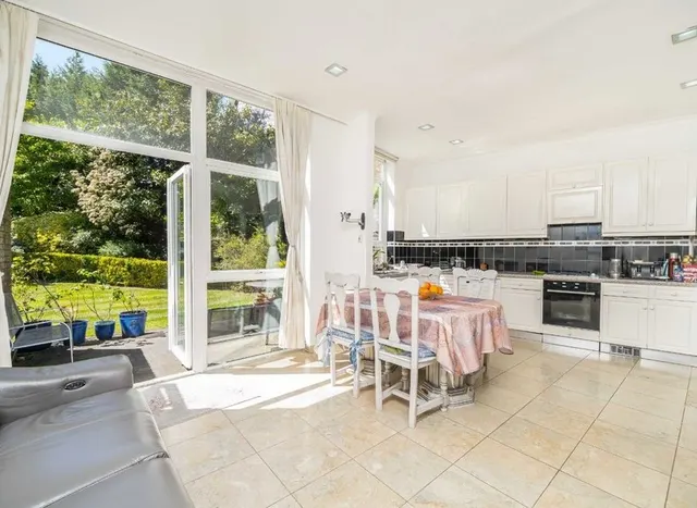 Photo 2 — Westchester Drive, Hendon, NW4