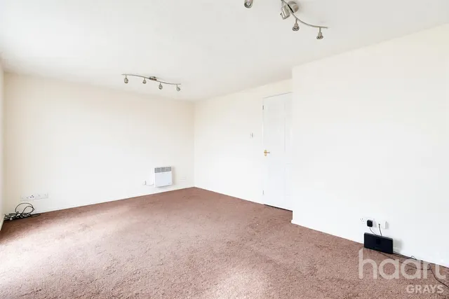 Coal Court, Grays, RM17, photo 3