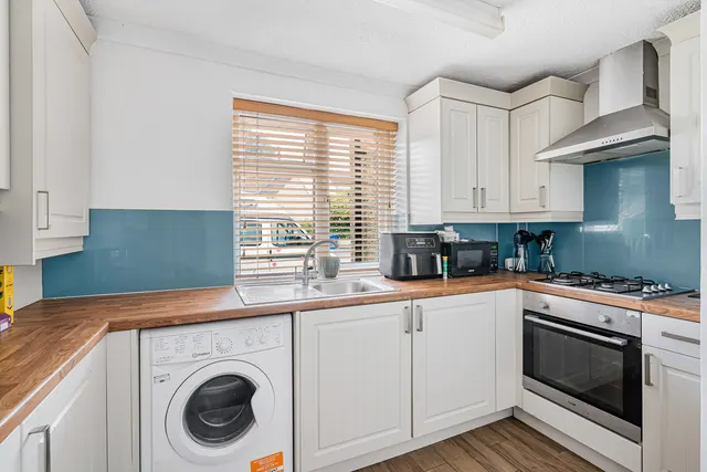Bicester Court, Kidlington, photo 3