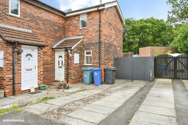 Chiswick Close, Runcorn, WA7, photo 1