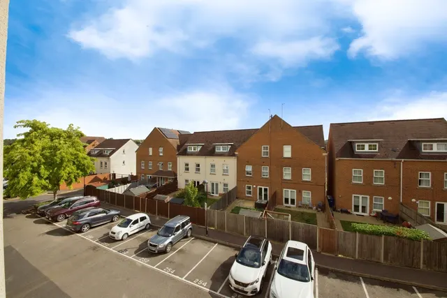 Cambridge Close, East Barnet, Barnet, EN4, photo 1