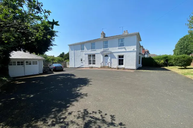 Red Hill, Oldswinford, Stourbridge, photo 1