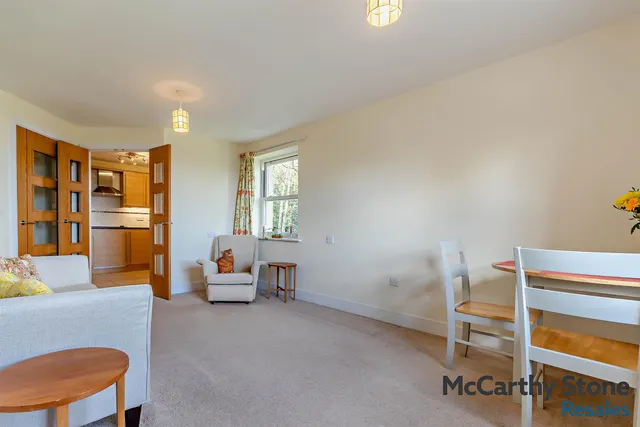 Victoria Road, Malvern, WR14, photo 2