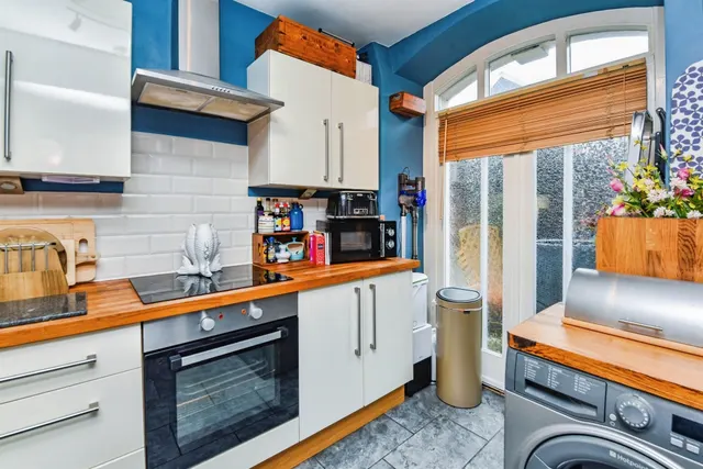 Edward Street, Westbury, BA13, photo 3