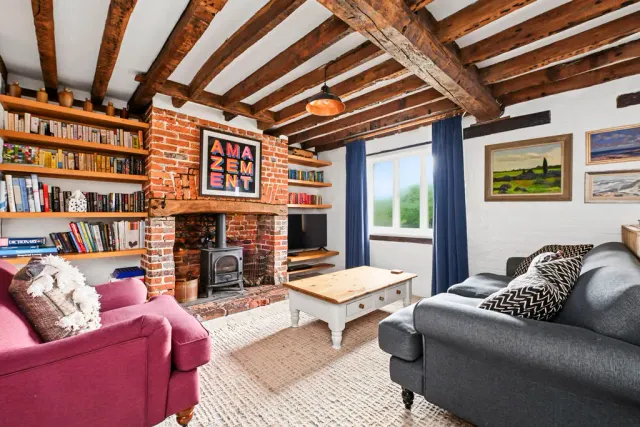 Photo 2 — 32 Stocks Road, Aldbury, Hertfordshire, HP23 5RU