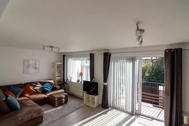 Crawford Mews, Ashton-under-lyne, OL6, photo 3