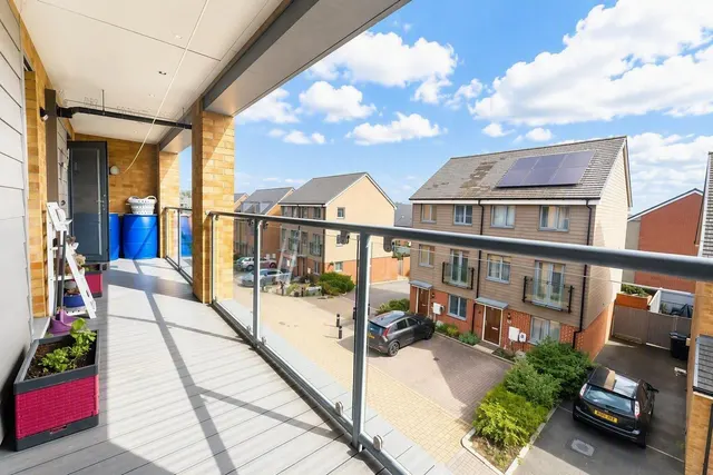 Discovery Drive, Swanley, BR8, photo 1