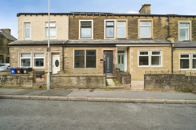 Wellhouse Road, Barnoldswick, BB18, photo 1