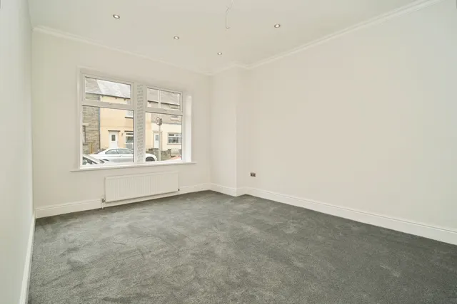 Wellhouse Road, Barnoldswick, BB18, photo 3
