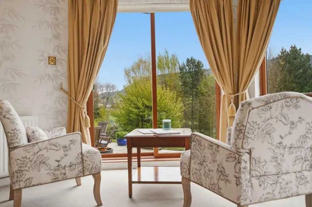 St. Ronan's Terrace, Innerleithen, EH44, photo 3