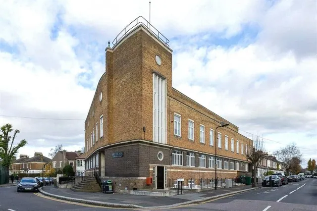 Francis Road, London, E10, photo 1