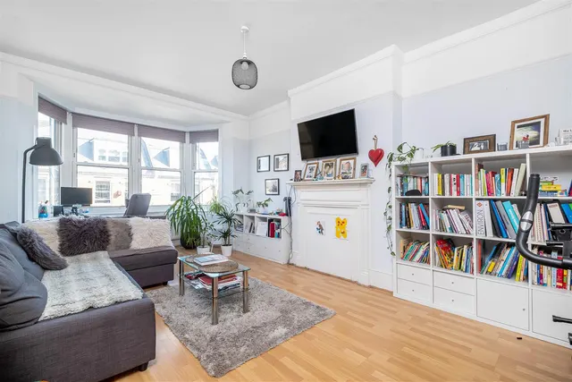 Upper Richmond Road West, East Sheen, SW14, photo 1