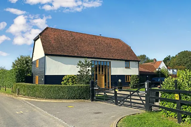 Clapton Hall Lane, Dunmow, CM6, photo 1