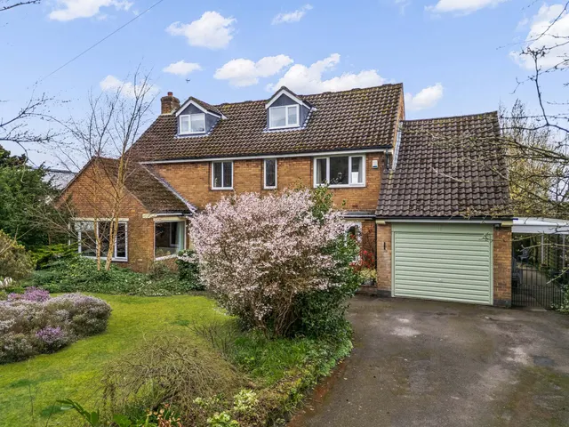 Lyons Lane, Appleton, Warrington, Warrington, WA4 5JG, photo 1