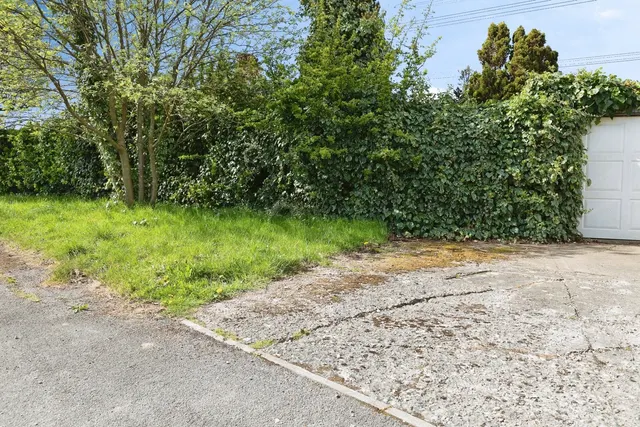 Photo 3 — Davenport Road, Yarm, TS15